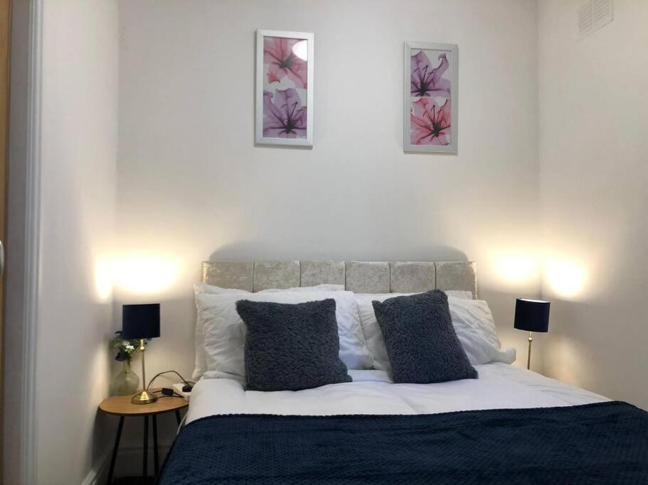Tiny Small Cosy Studio Apartment *